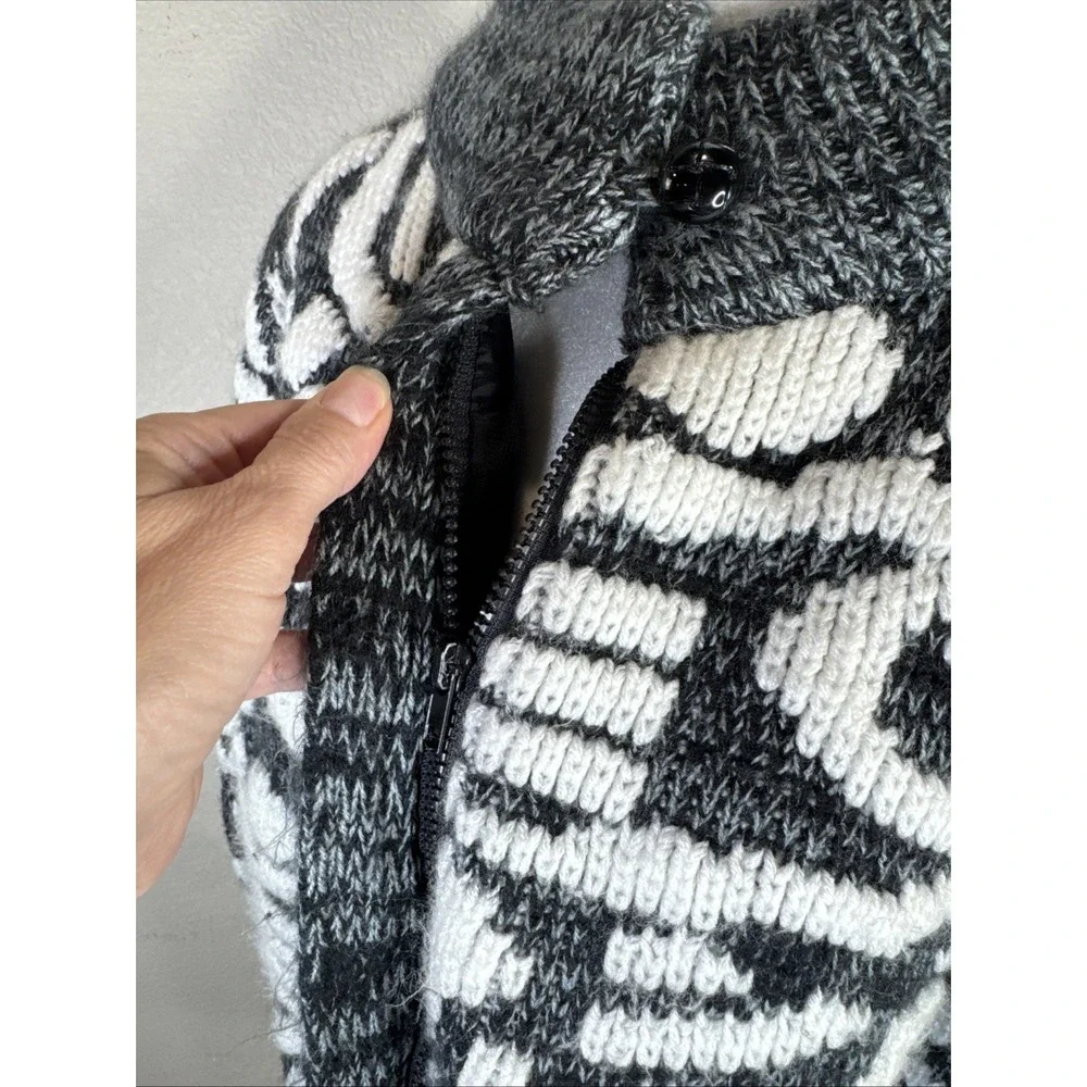 CSL Sweater Jacket‎ L Vintage Black Gray Textured 3d  80s 90s Ski Heavy Abstract